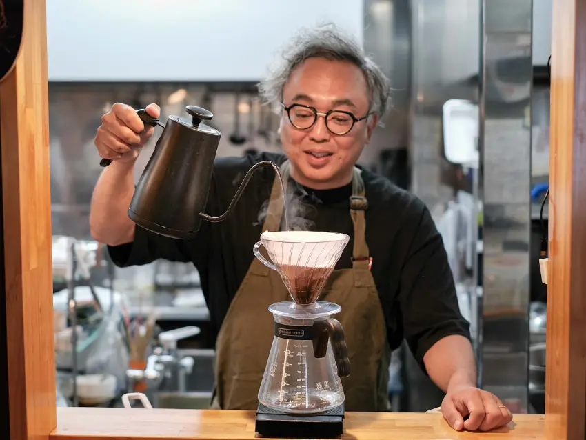 古民家カフェ「虎丸舎」